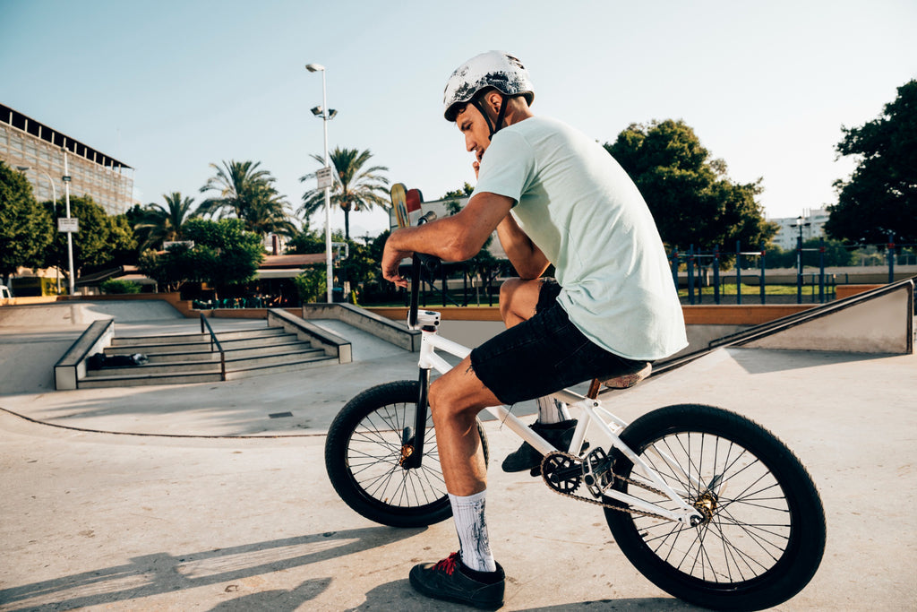The Rise of Electric Bike Stores in Los Angeles: How E-Bikes are Changing Transportation in the City.